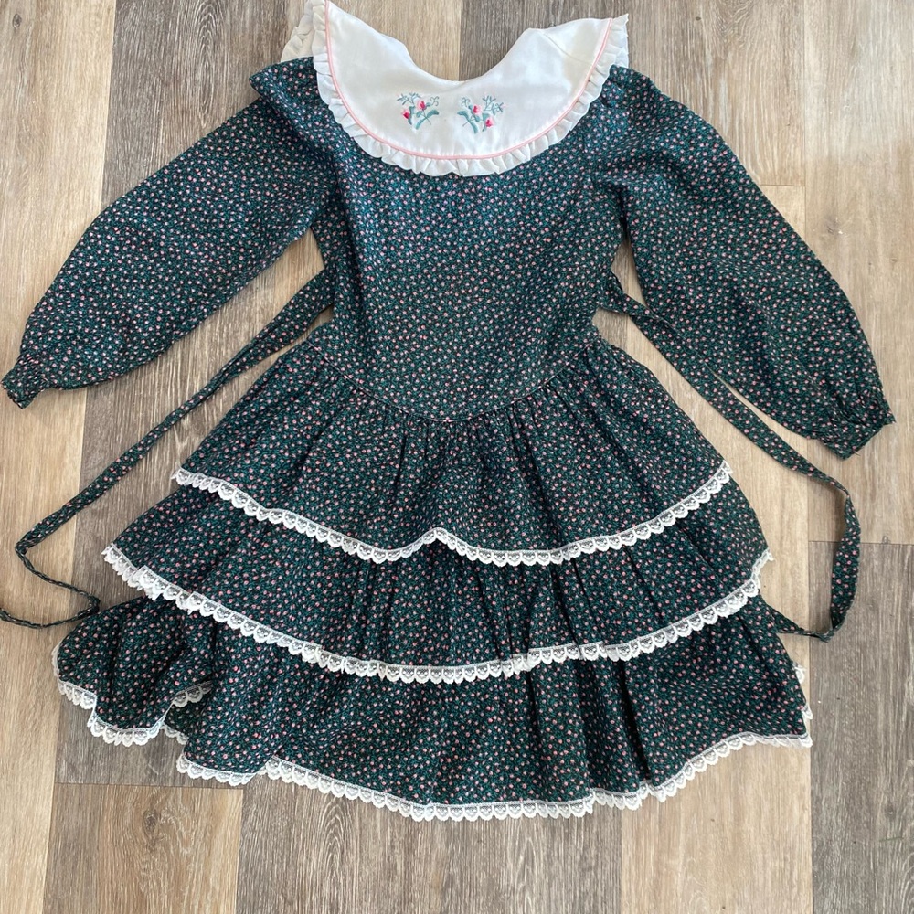 Vintage Girls Prairie Dress